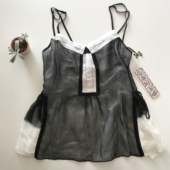 L.A.M.B. Tops - {l.a.m.b.} silk prudy flowy boho top black white